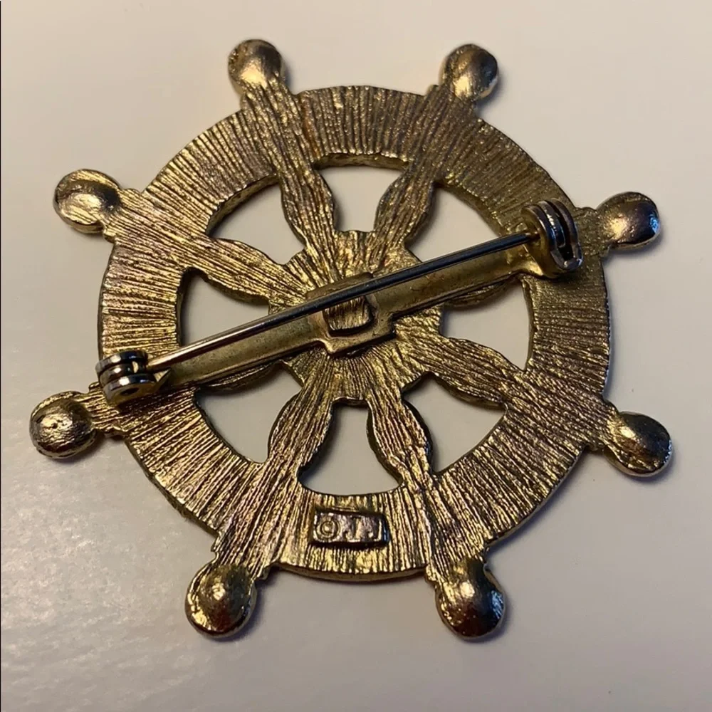 VTG JJ Ship Wheel Nautical Enamel Brooch Gold Tone Jonette Jewelry Co Patriotic
